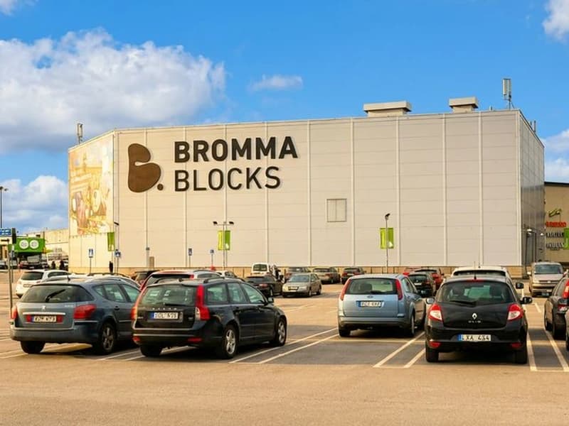 Boka buss till shopping och mat i Bromma Blocks.
