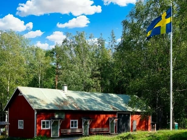 Hyra buss vid Paradiset i Huddinge