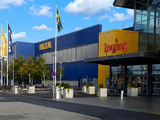 Bussuthyrning för shoppingresor till IKEA Barkarby och hela Barkarby handelsplats.