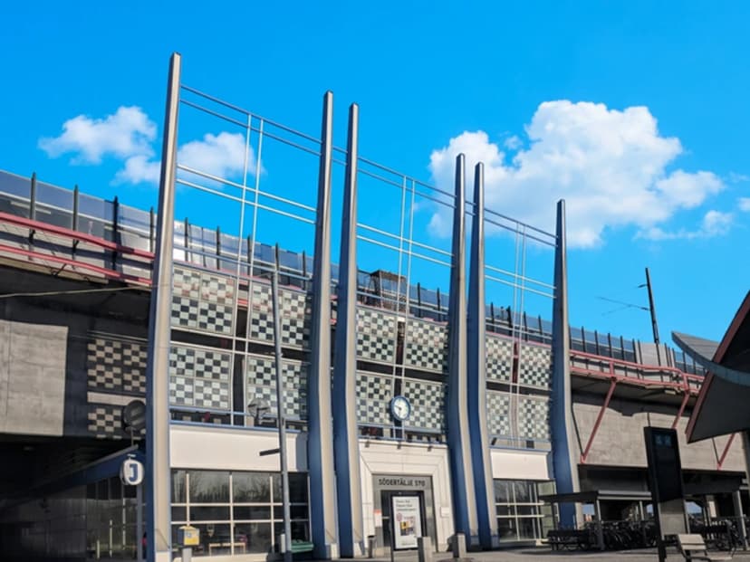 Hyra buss från Södertälje Syd