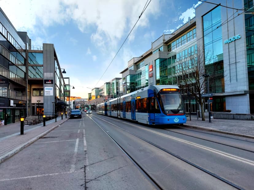 Pålitlig bussuthyrning för företag i Solna Business Park.