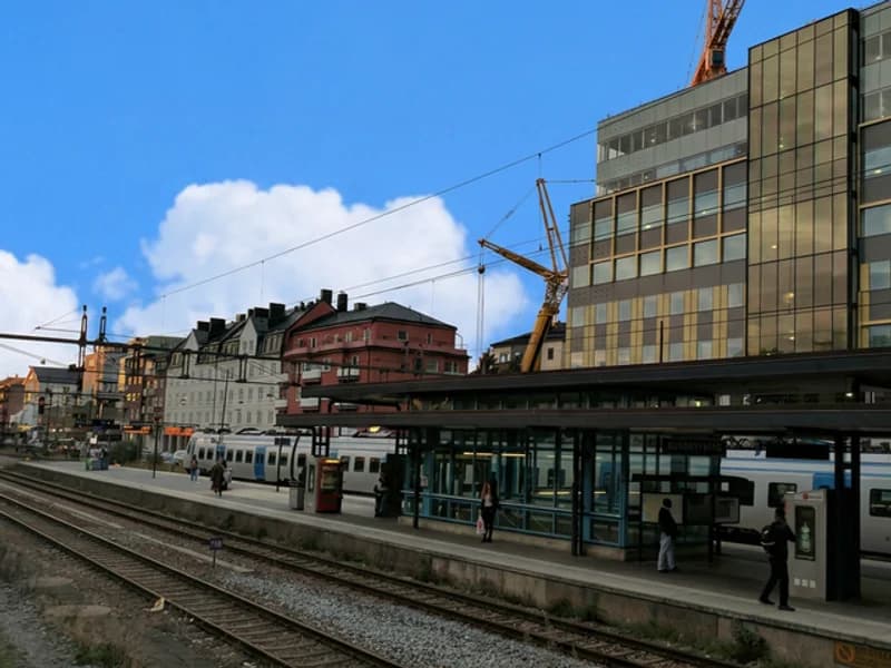 Hyra buss vid Sundbybergs centrum för lokala gruppresor