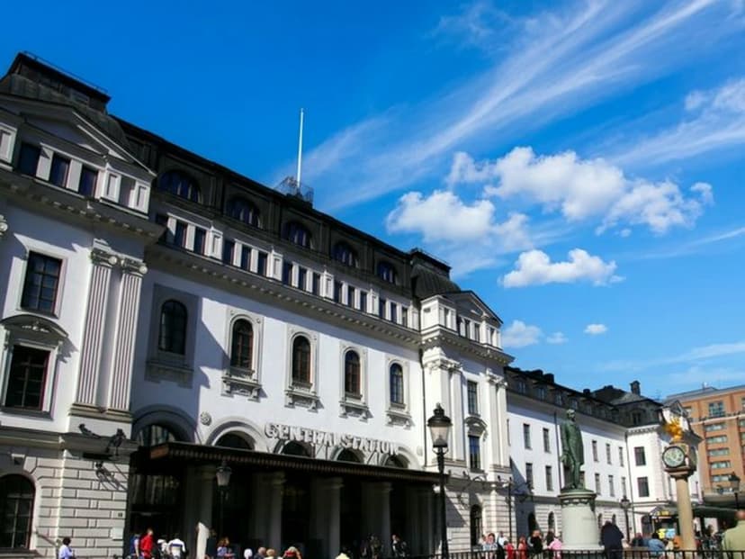 Rent a bus to Stockholm Central Station for groups and conference travellers